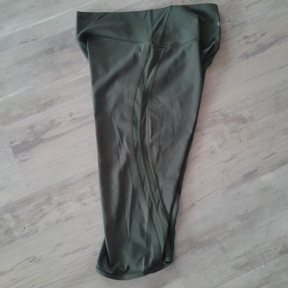 Lululemon Crop Leggings Sun Setter Womens Size 10 Green Active Gym Athleisure